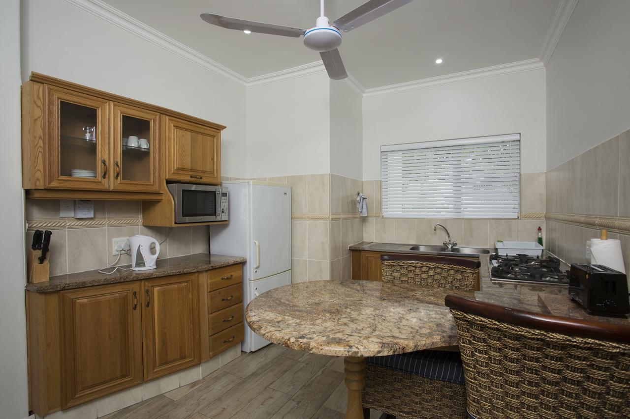 Ocean Hideaway Bed And Breakfast Amanzimtoti Εξωτερικό φωτογραφία
