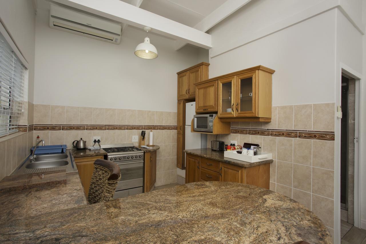 Ocean Hideaway Bed And Breakfast Amanzimtoti Εξωτερικό φωτογραφία