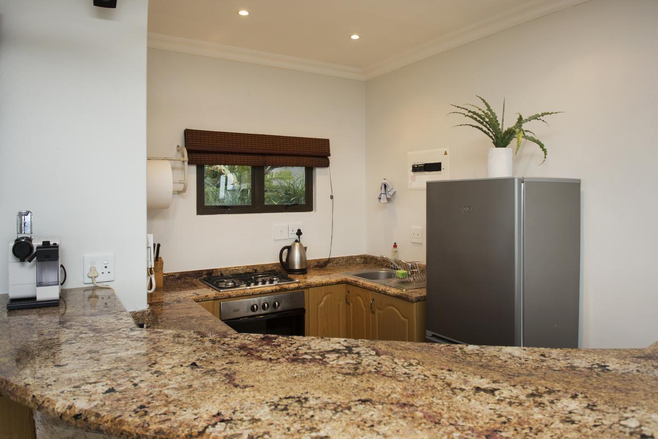 Ocean Hideaway Bed And Breakfast Amanzimtoti Εξωτερικό φωτογραφία