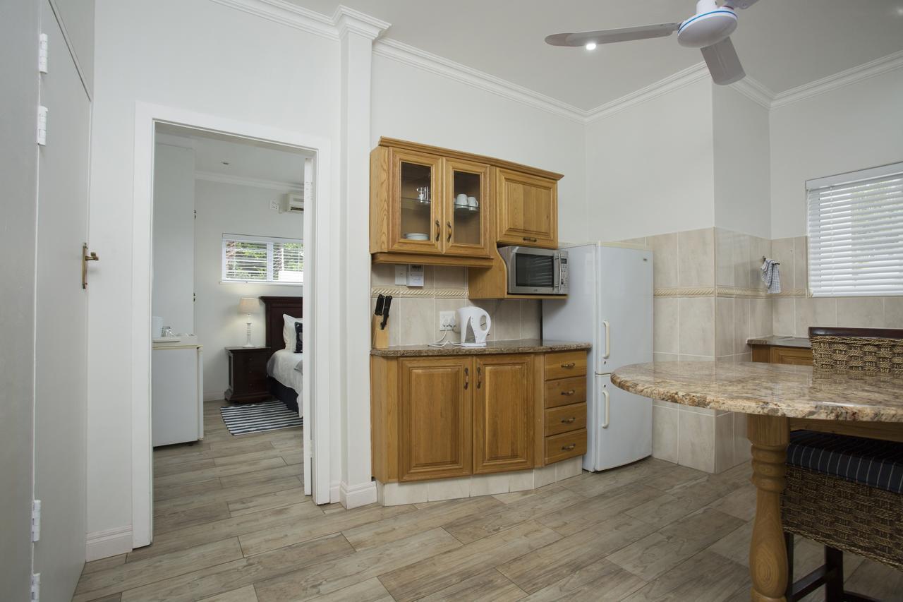 Ocean Hideaway Bed And Breakfast Amanzimtoti Εξωτερικό φωτογραφία